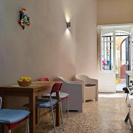 Delizia House Ortigia,centro Citta, Vicino Al Mare Syracuse